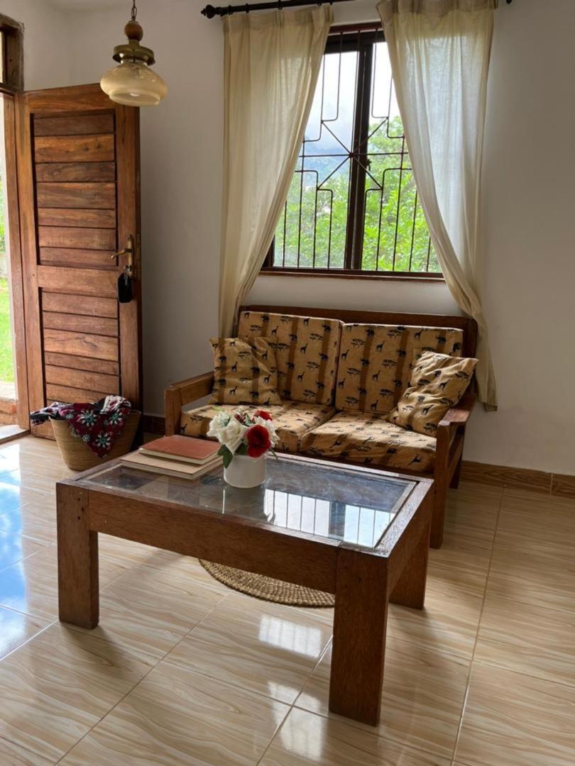 Mama Pierina Restaurant And Annex Hotell Morogoro Exteriör bild