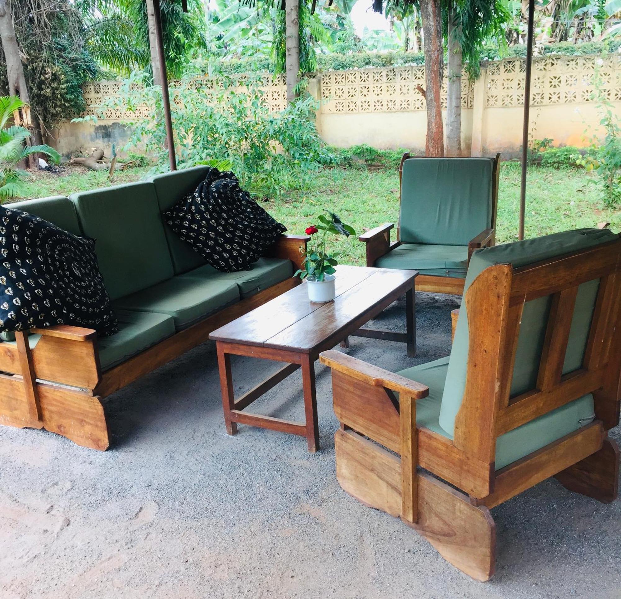 Mama Pierina Restaurant And Annex Hotell Morogoro Exteriör bild